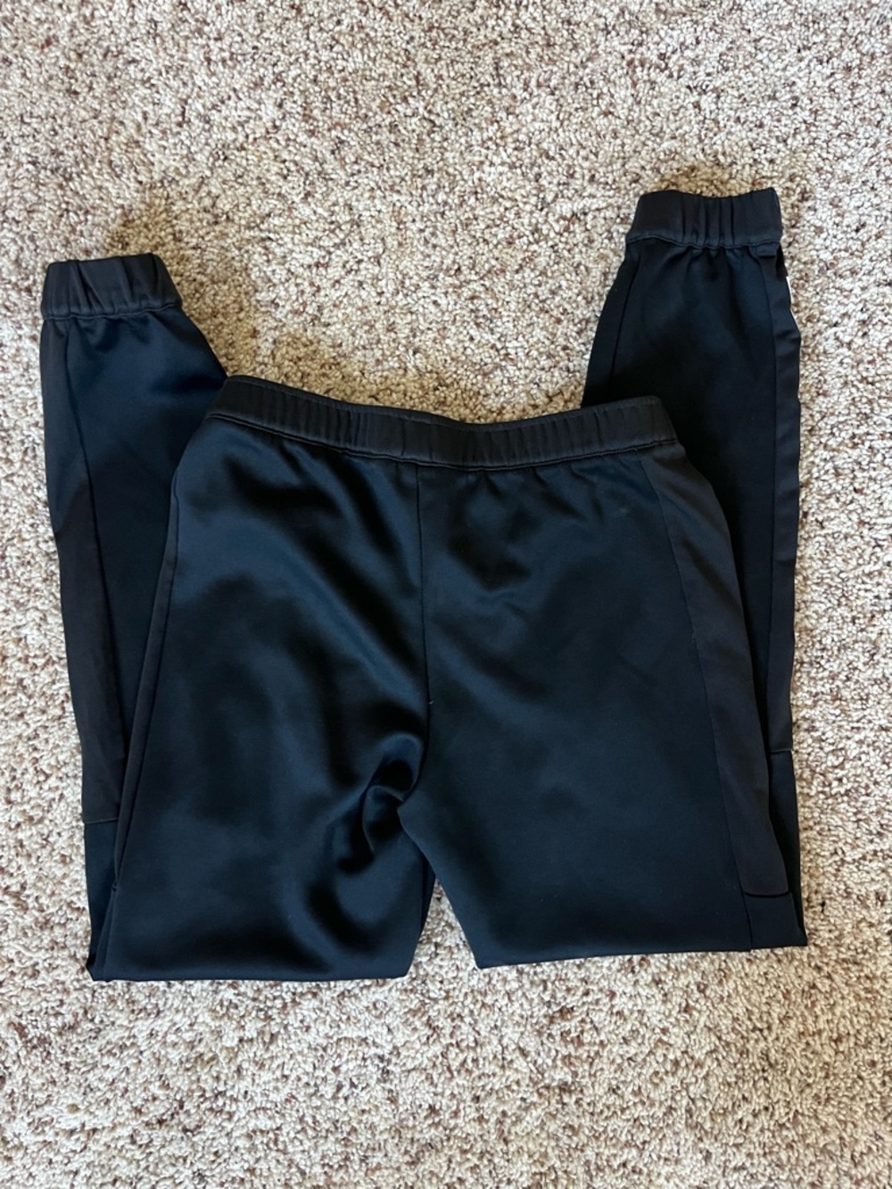 The North Face Boys Black Kids Jogger Sweatpants with Leg Logo - Picture 4 of 5